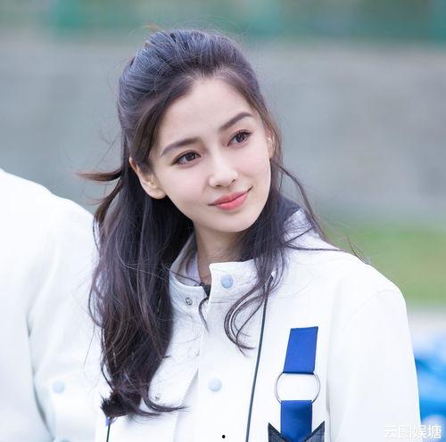 娱乐吃瓜酱 40岁,揭秘40岁明星的精彩人生